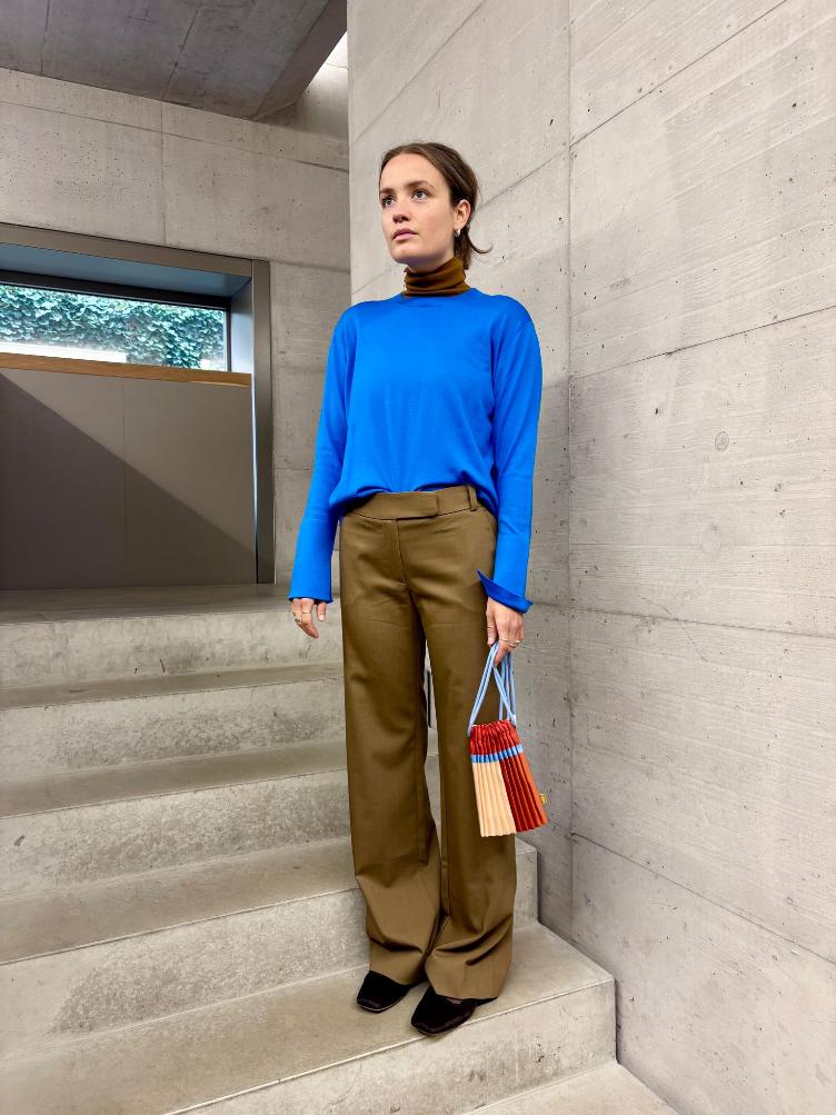 H56 Hose Milo in Wolle