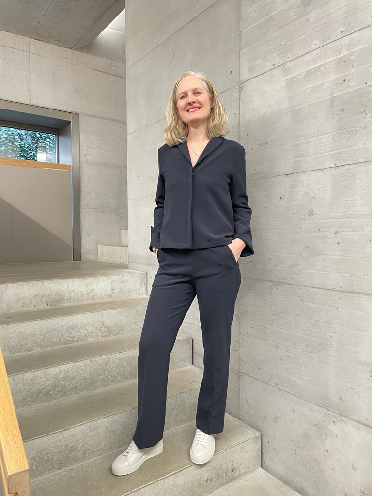 H59 Hose Madita in Easy Care