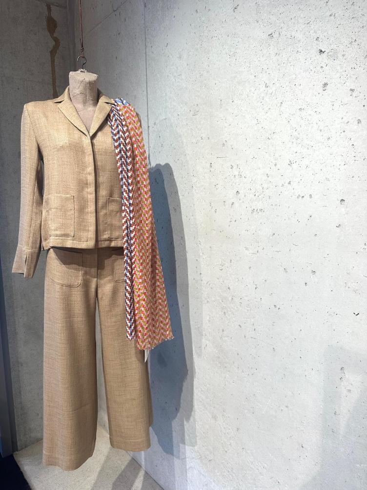 O84 Blusenjacke Riva in Easy Care